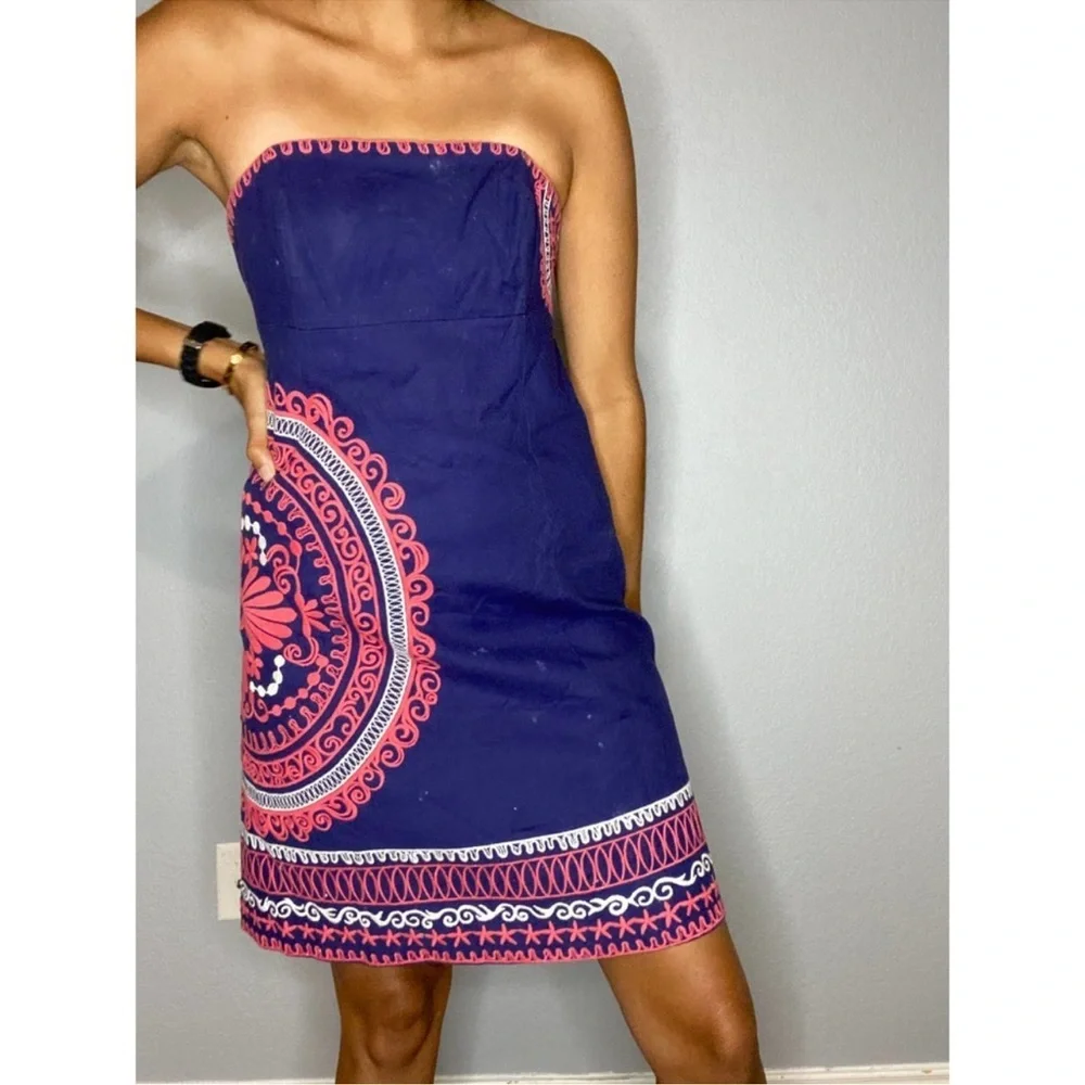 Lilly Pulitzer Bowen Dress Navy Strapless Embroidered Mandala Size 6 - Picture 9 of 10